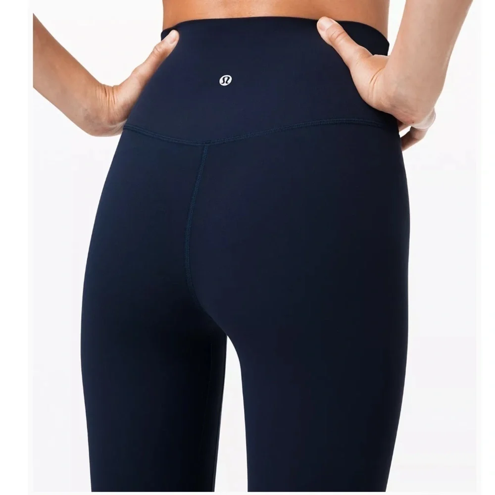 NWT lululemon Align HR crop 21”
